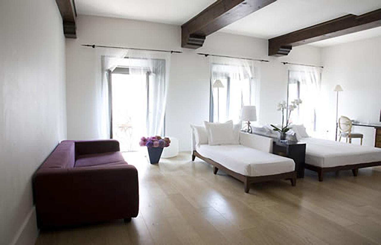 Milano Suites Bagian luar foto